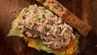 Aşırı yememeniz gereken 8 sağlıklı besin! Besin değeri yüksek, kalorisi düşük ancak fazlası zararlı