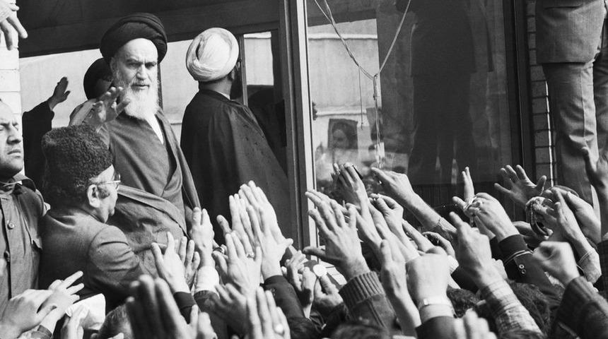 İran İslam Devrimi: 1 Şubat 1979'da Humeyni'nin İran'a d&ouml;n&uuml;ş&uuml;ne tanıklık etmek
