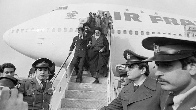 İran İslam Devrimi: 1 Şubat 1979 da Humeyni nin İran a dönüşüne tanıklık etmek 2