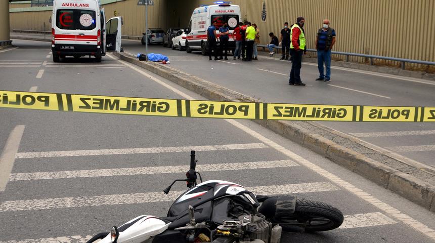 Avcılar'da feci kaza! Motosikletteki 19 ve 15 yaşındaki 2 genç hayatını kaybetti
