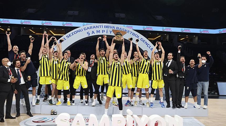 Gençler Ligi'nde şampiyon Fenerbahçe Beko