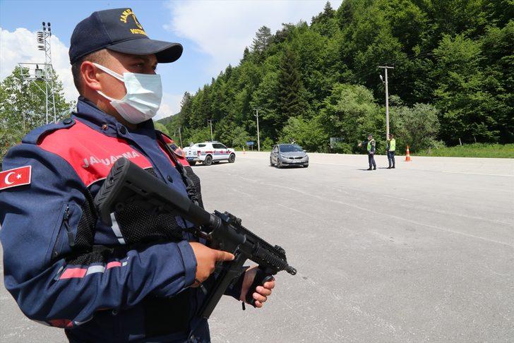 Bolu'da jandarmadan drone destekli trafik denetimi G2