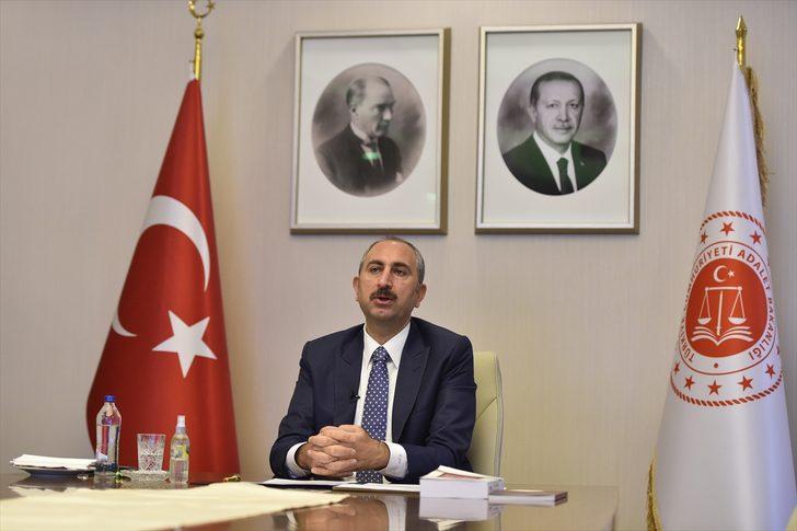 Adalet Bakanı Gül, çevrim içi bağlandığı 16. Türk Ceza Hukuku Günleri'nde konuştu: G1