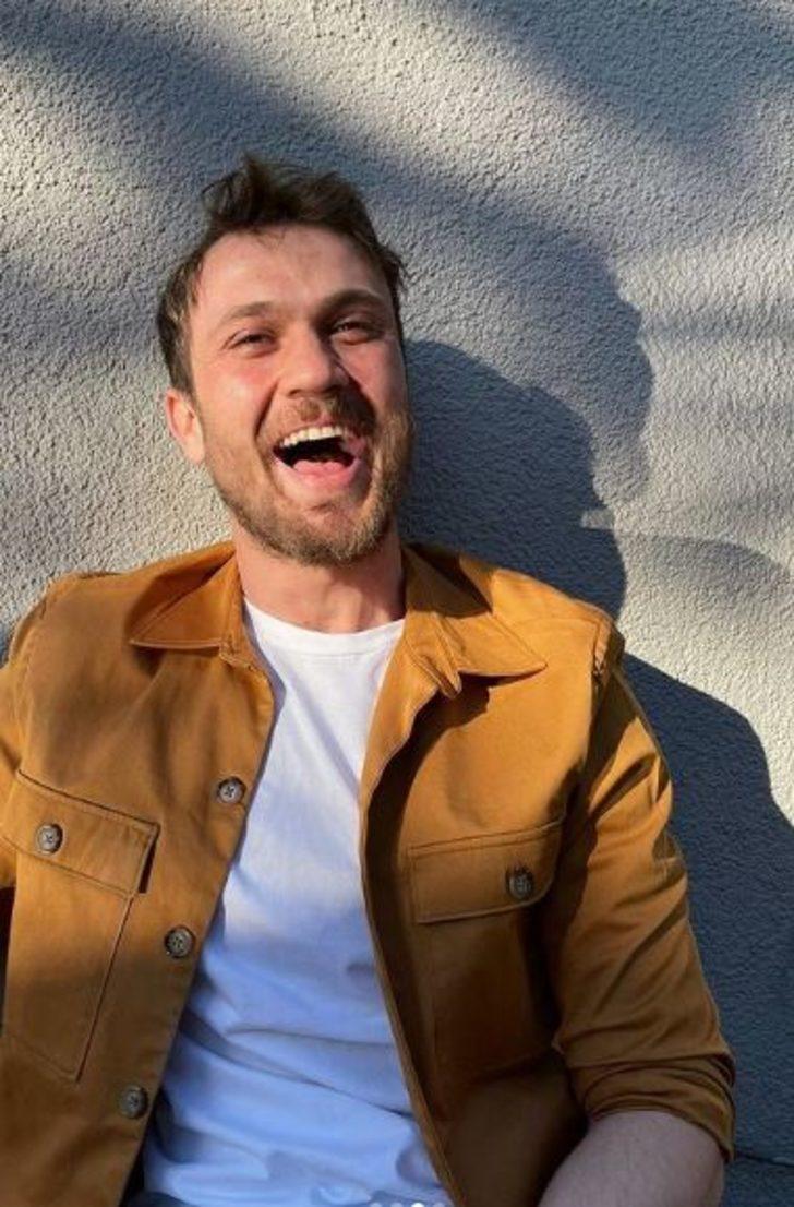 Çukur'un Yamaç'ı Aras Bulut İğnemli'nin abisi görenleri şaşkına çevirdi! Bakın abisi kim çıktı G2