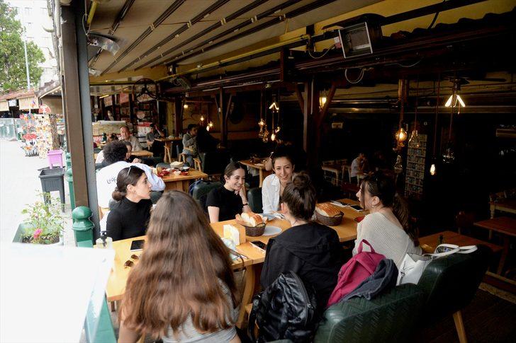 Eskişehir ve Kütahya'da kademeli normalleşme süreci kapsamında yeme içme yerleri açıldı G3