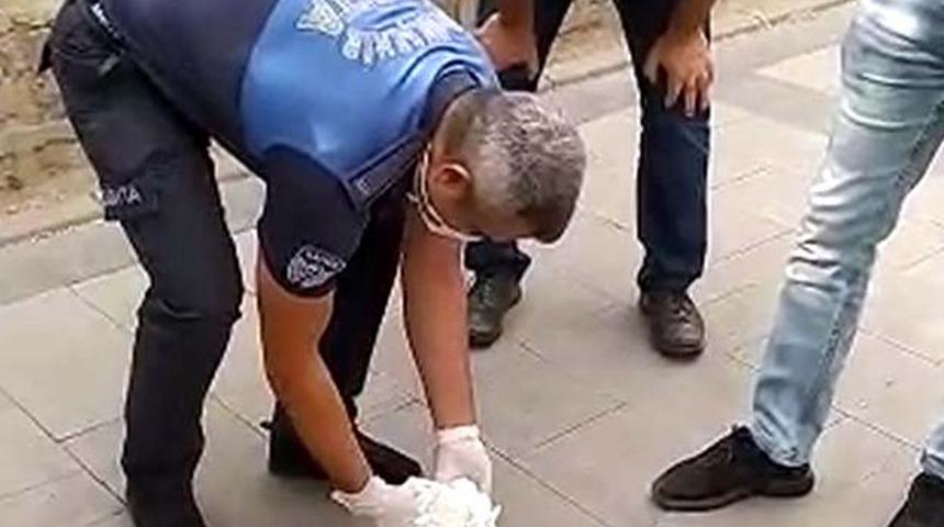 Dilencinin sakladığı paralar bebek bezinde çıktı