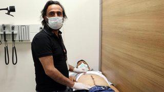 Ağrı ve gaz şikayetiyle gitti, karnından 6 kiloluk tümör çıkarıldı