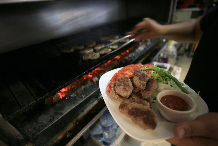 Trakya'da ciğerci ve köfteciler müşterileriyle buluştu G5