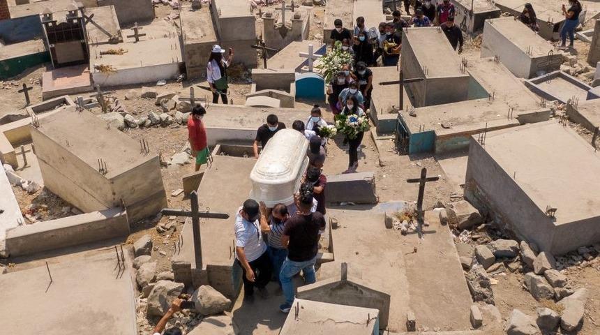 Covid: Peru &ouml;l&uuml; sayısını g&uuml;ncelledi, salgında n&uuml;fusa oranla can kaybında ikinci sıraya y&uuml;kseldi