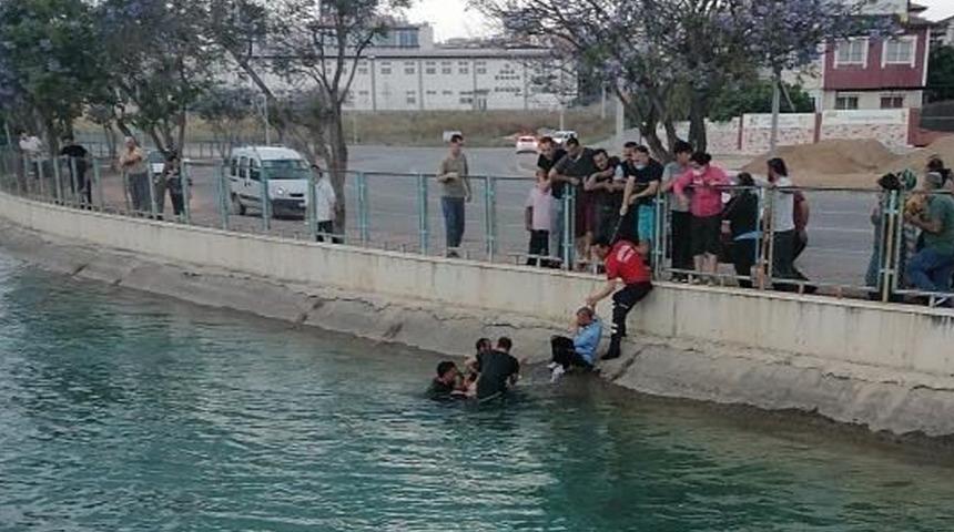 Mersin'de korkunç olay! Sulama kanalına düşen ikizlerden biri kurtarılamadı