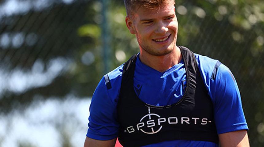  Trabzonspor, Sörloth ve Hamsik’in transferi için vites yükseltti