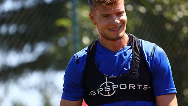  Trabzonspor, Sörloth ve Hamsik’in transferi için vites yükseltti