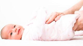 Kabızlık çeken bebeklere rahatlatıcı masaj önerisi: Bu hareketleri 6 kez tekrarlarsanız...