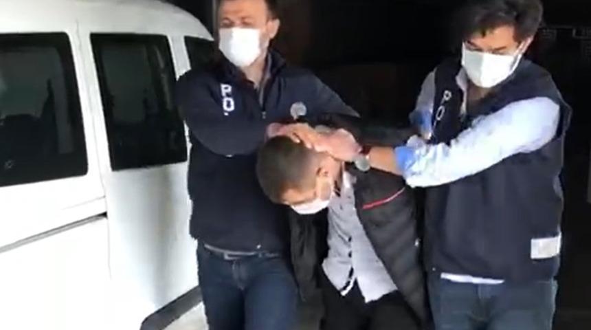 Her yerde aranıyordu! Cinayet şüphelisi boş arazide sürünürken yakalandı
