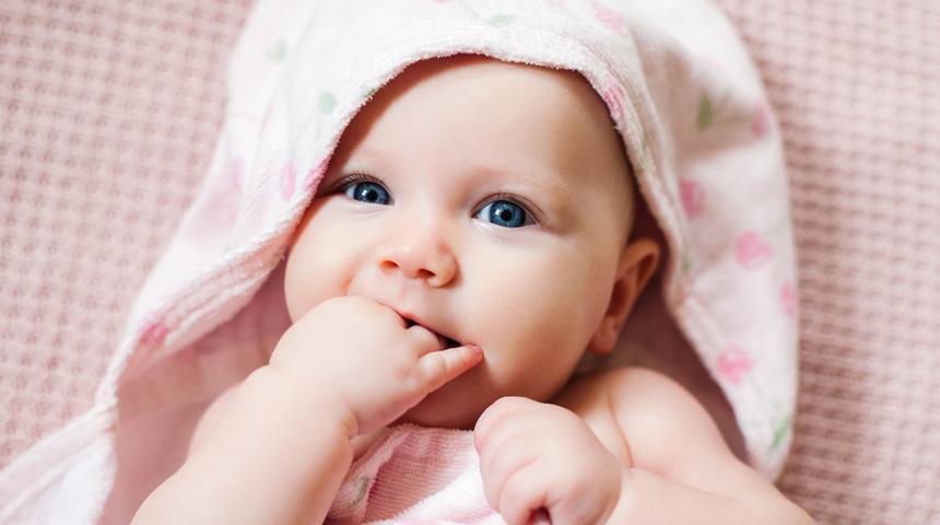 Bebekler de lens takar