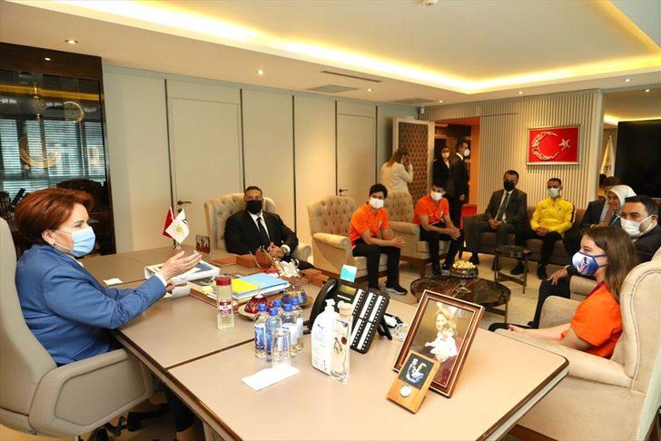 İYİ Parti Genel Başkanı Akşener, dünya şampiyonu milli sporcu Ayşe Begüm Onbaşı'yı kabul etti G1