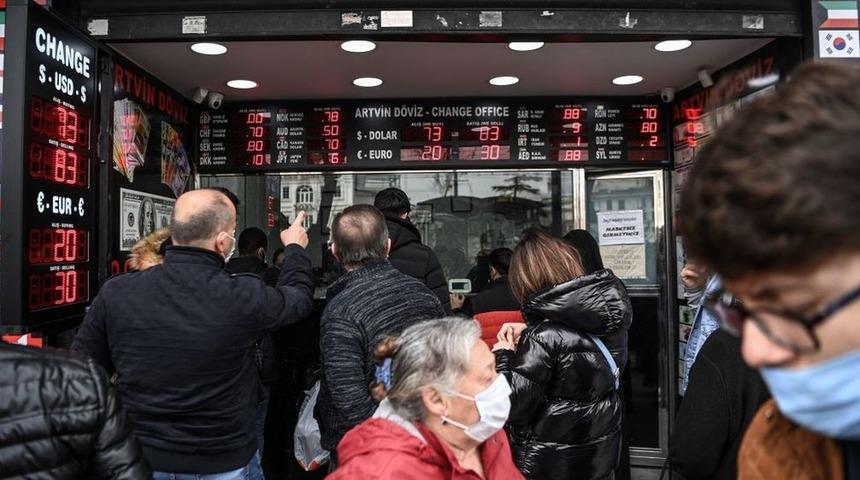 Dolar/TL kurundaki artışı yabancı analistler yorumladı: 'Para politikası bağımsız olamadık&ccedil;a olumsuz gidişat s&uuml;rer"