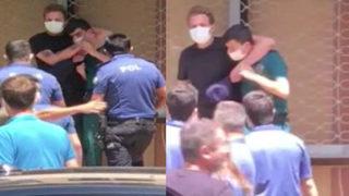 İzmir'de bıçaklı saldırgan, engelli memuru rehin aldı