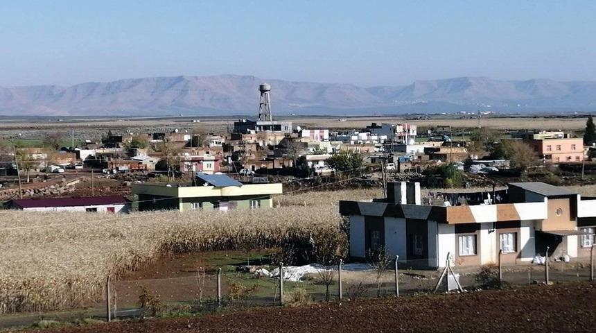 Mardin'de uzun namlulu silahla saldırı! Baba hayatını kaybetti, oğlu ve yeğeni yaralı