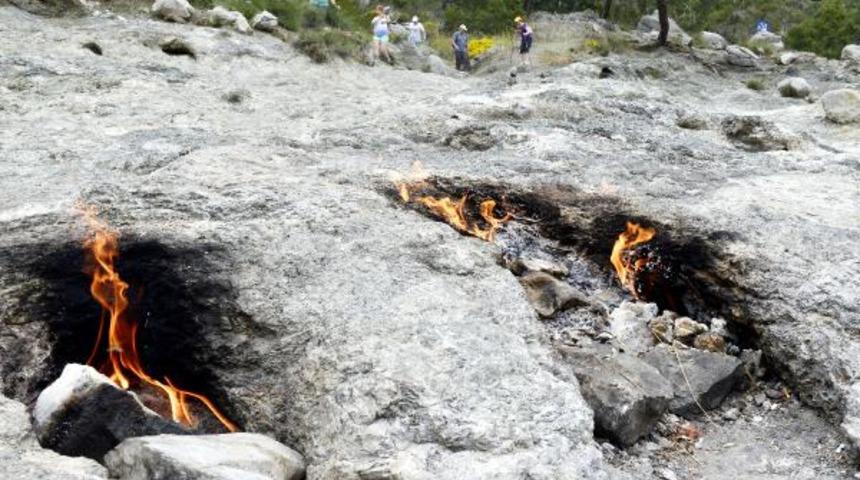 Asırlardır sönmeyen Yanartaş, kesin korunacak hassas alan ilan edildi