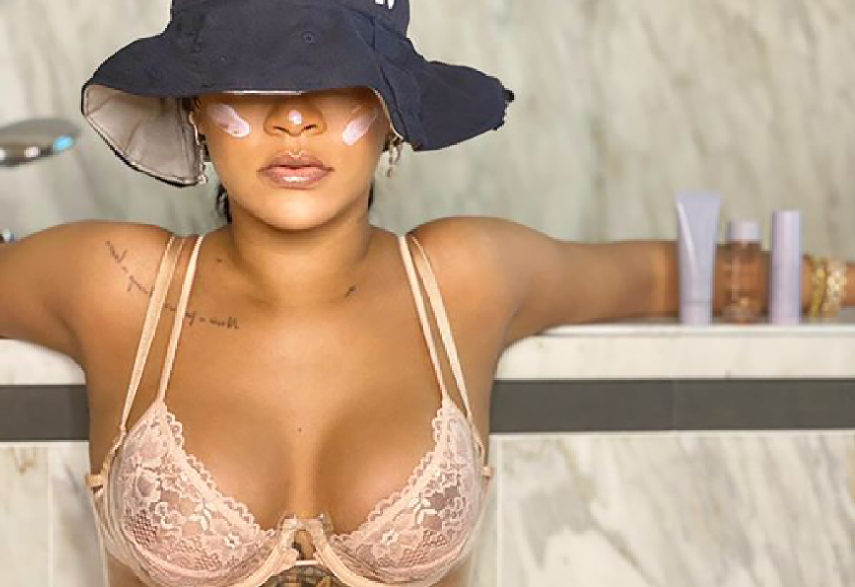 Rihanna&rsquo;dan cesur poz: S&ouml;yleyecek lafım yok