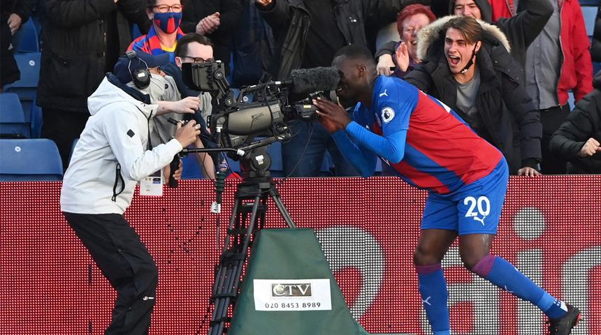 Christian Benteke'nin sözleşmesi 2023'e kadar uzatıldı