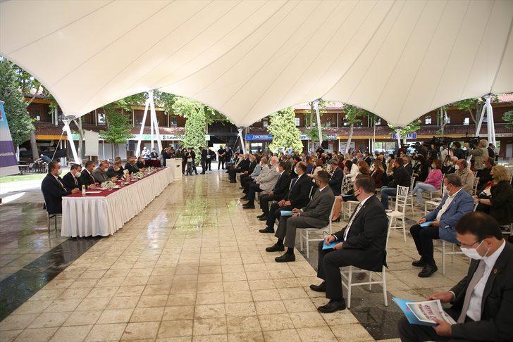 CHP Genel Başkan Yardımcısı ve Parti Sözcüsü Öztrak, Eskişehir'de CHP Ekonomi Masası Toplantısı'nda konuştu: G4