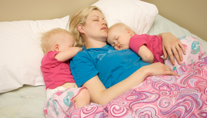 Çocuğun aile ile uyuma sorunu anne ve babanın hayatını doğrudan etkiliyor