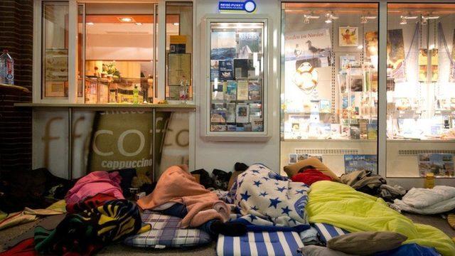 Danimarka, iltica başvurusu yapanları yasal s&uuml;re&ccedil; bitene kadar AB dışına g&ouml;ndermeye hazırlanıyor 1