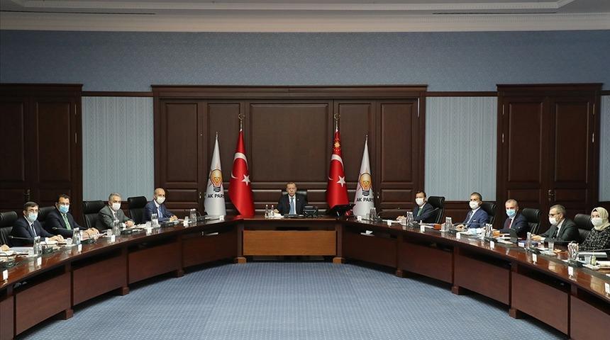 AK Parti MYK toplandı! Cumhurbaşkanı Erdoğan başkanlık ediyor