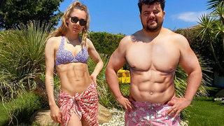 Berfu ve Eser Yenenler'den esprili tatil pozu!