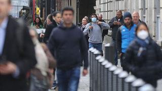 İngiltere 7 ülkeyi daha kırmızı listeye aldı