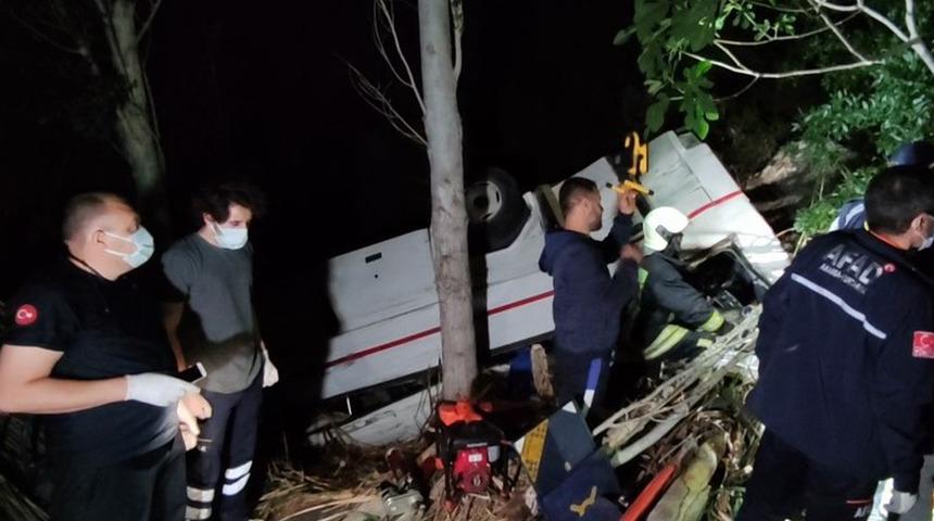 Denizli’de korkunç kaza: 3 ölü, 5 yaralı