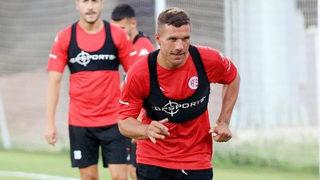 Podolski’den veda sitemi