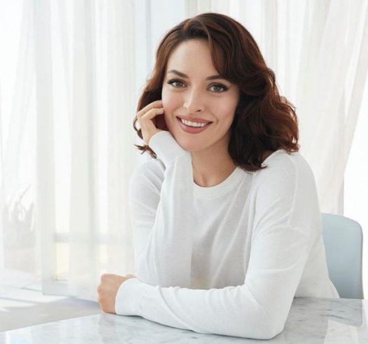 Beren Saat tepkisini belli etti: "Suçlanacak bir Ezgi Mola sen kalmıştı!" G2