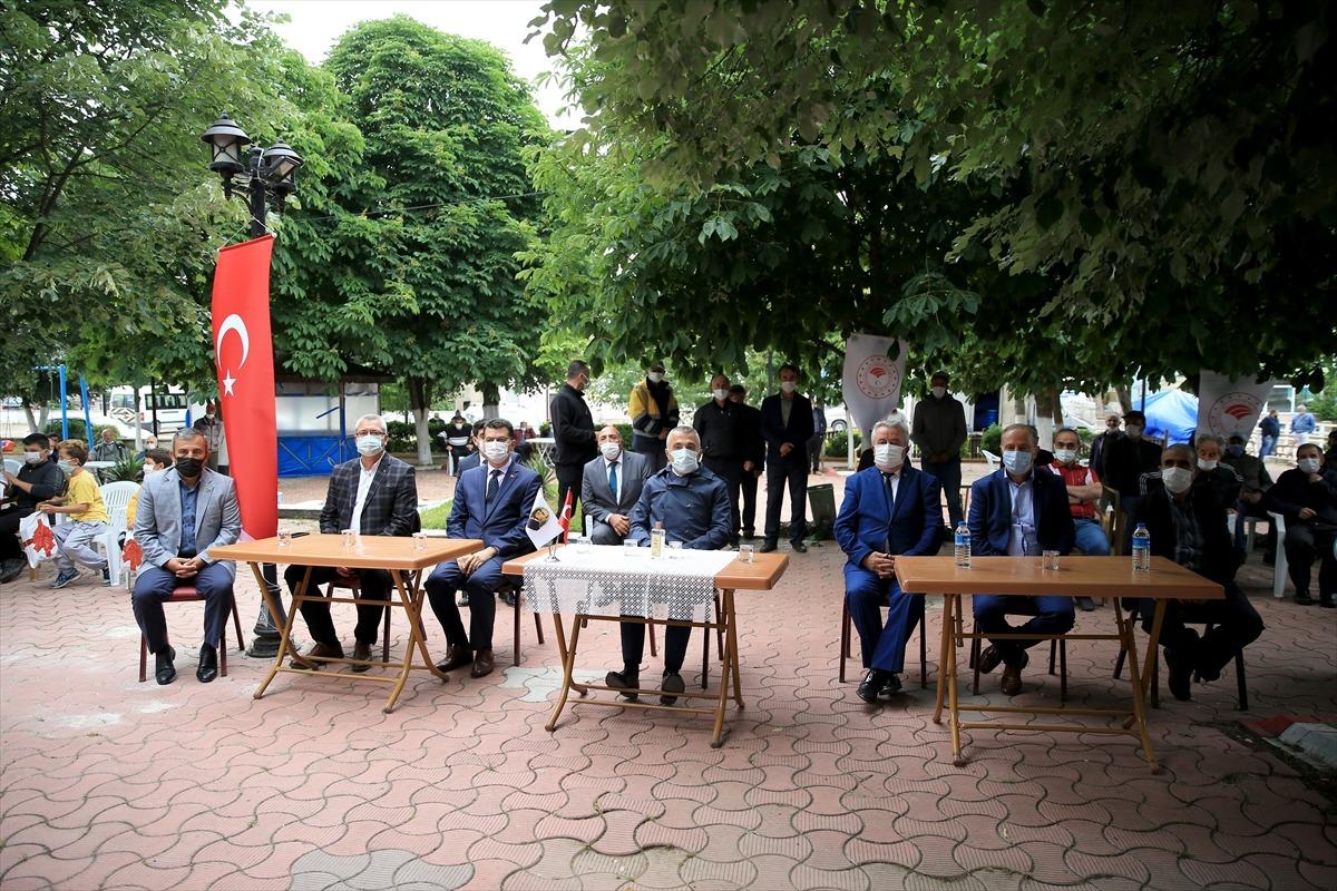 Kırklareli'nde KKKA hastalığına karşı hayvan besicilerine ila&ccedil; dağıtıldı