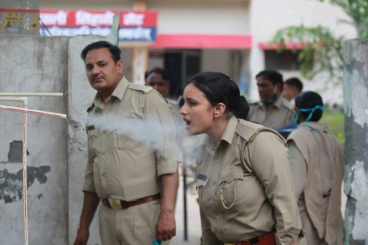 Şaşkına çevirdiler! Hindistanlılar şimdi de düdüklü tencereden çıkan buharı soluyor G3