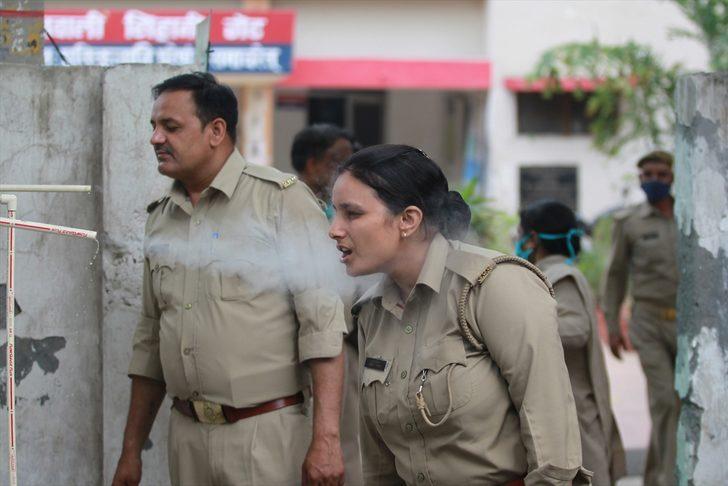 Şaşkına çevirdiler! Hindistanlılar şimdi de düdüklü tencereden çıkan buharı soluyor G4