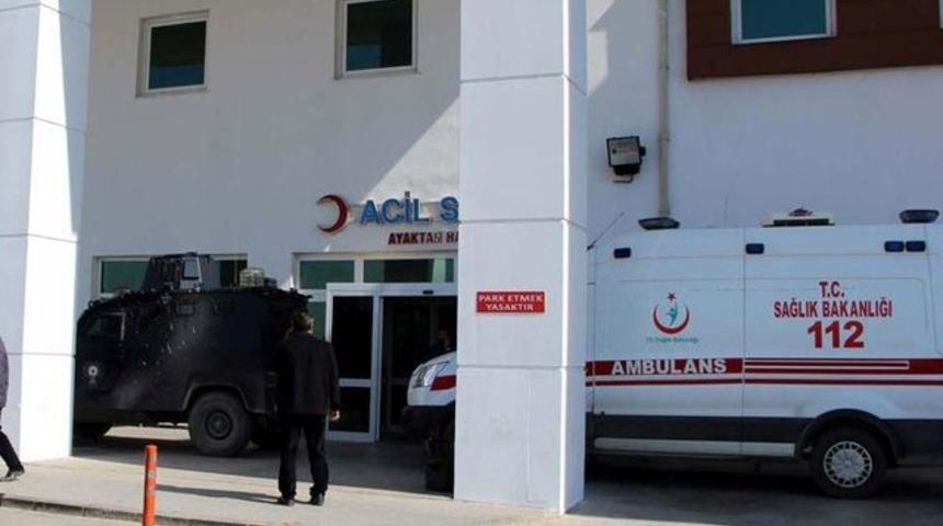 Hakkari'de yerde buldukları cismin patlaması sonucu 1 &ccedil;ocuk hayatını kaybetti