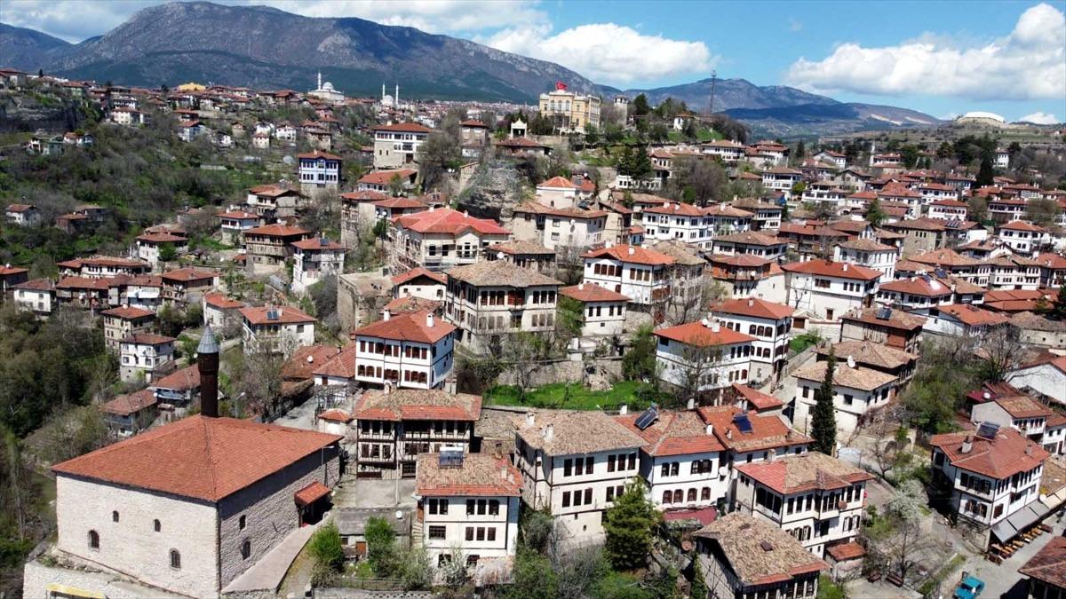 Safranbolu kademeli normalleşme d&ouml;neminde eski g&uuml;nlerine d&ouml;nmeyi bekliyor