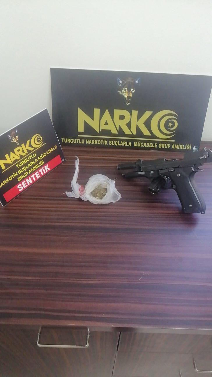 Turgutlu'da uyuşturucu operasyonu: 3 tutuklama G4