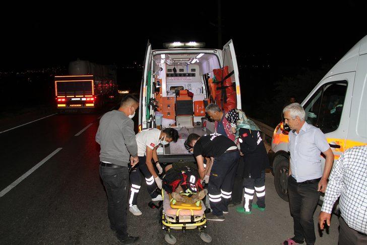 Manisa'daki trafik kazasında 3 kişi yaralandı G2