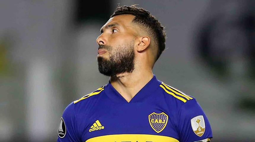 Carlos Tevez, Boca Juniors'tan ayrıldı