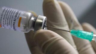 Çin’de Sinovac aşısı için yeni karar! 3-17 yaş aralığında kullanımına onay verildi