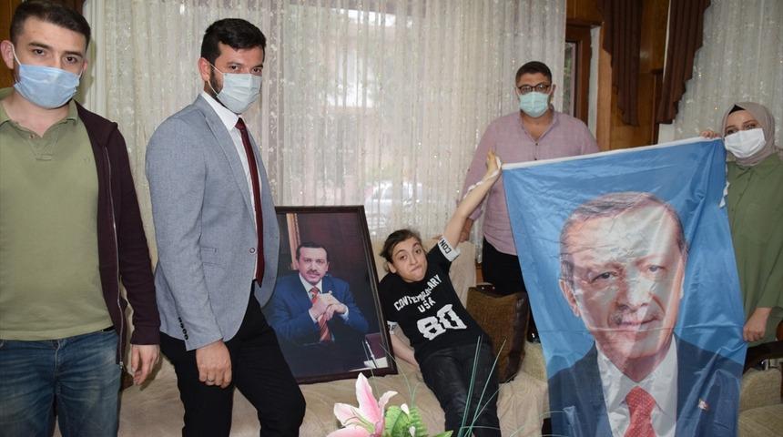 Cumhurbaşkanı Erdoğan'dan serebral palsi hastası Merve'ye video mesaj