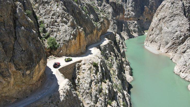 İğneyle kuyu kazdılar! Yapımı 132 yıl süren Taş Yolu görenlerin nefesini kesiyor G1