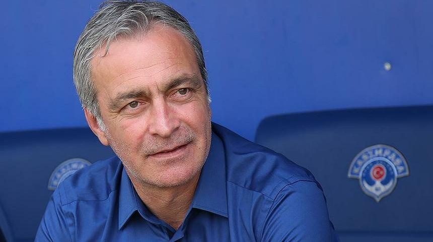 Önder Özen kimdir, nereli? Önder Özen kaç yaşında ve hangi takımlarda görev aldı?