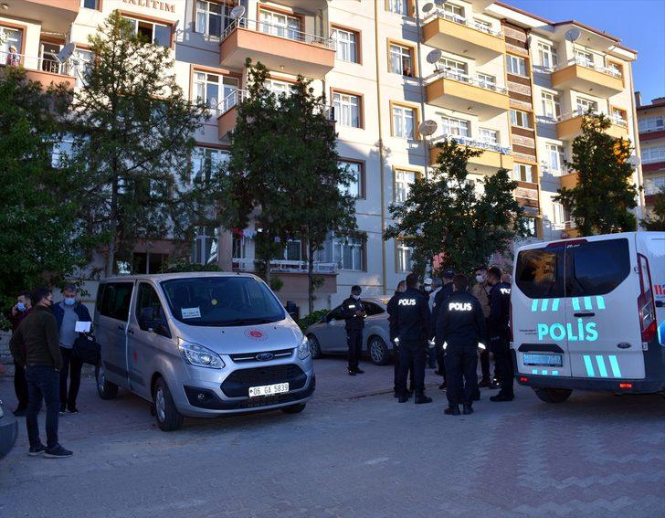 Kırıkkale'de eşi tarafından bıçaklanan kadın öldü G2