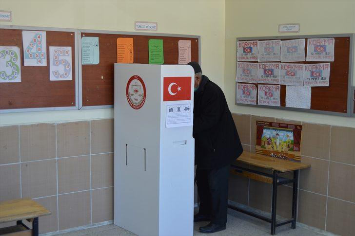 Güney beldesinde vatandaşlar oyunu kullanmaya başladı G1