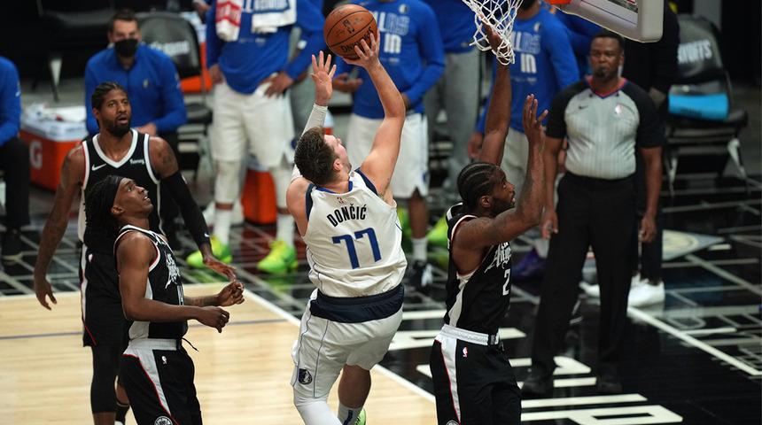 Clippers konferans yarı finaline kalan son takım